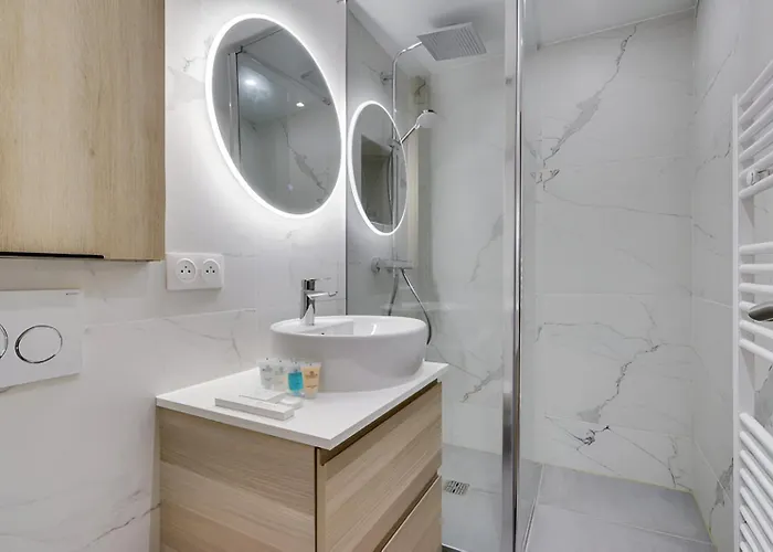 228 Romy - Superbe A Apartment *